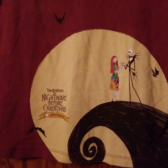 Nightmare Before Christmas maroon 10th Anniv tee - Picture 2 of 3